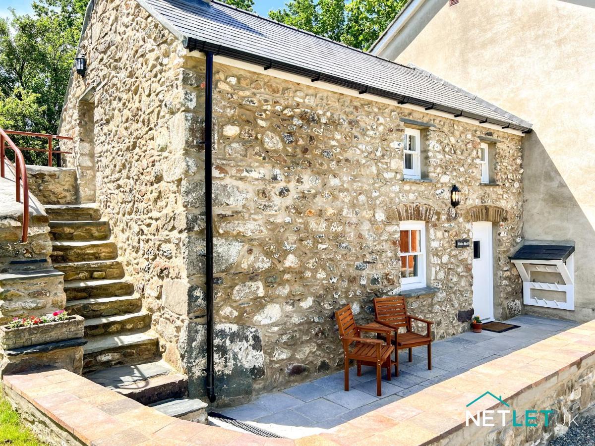 Hafan Hedd - Romantic Rural Retreat In Pembrokeshire *