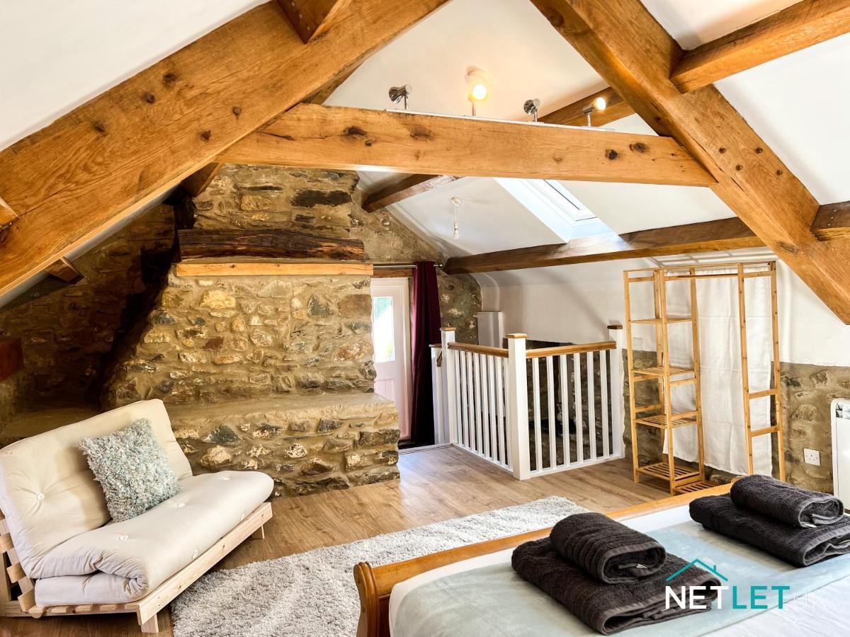 Hafan Hedd - Romantic Rural Retreat In Pembrokeshire Solva